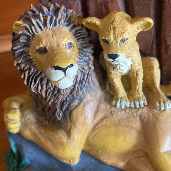 Disney’s Lion King figurine - Picture 6 of 6